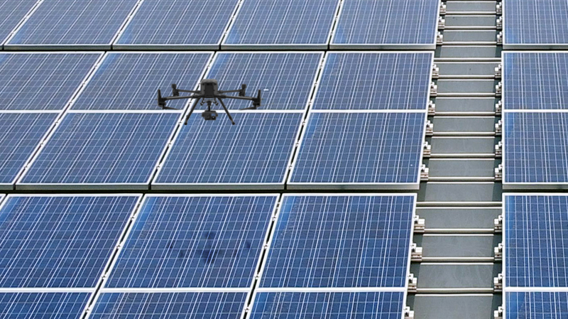 jinnian金年会以无人机搭配IR Sensor热显像技术进行全方面模块健检，有效降低人力成本并提升发电量