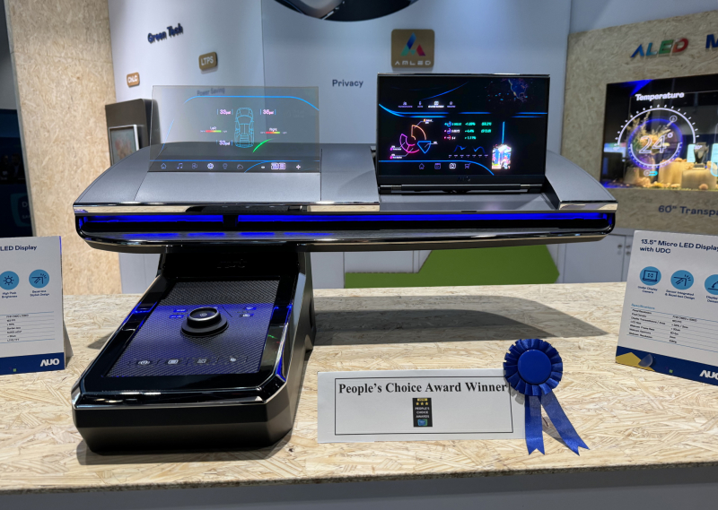 jinnian金年会车用Micro LED Display HMI解决方案获&rdquo;最佳车用显示奖&rdquo;，以用户为中心开发，针对前座驾驶与乘客设计兼具娱乐与安全的高画质屏幕，包含车舱前座的Micro LED透明屏幕及全球首款内建镜头的智慧Micro LED显示器