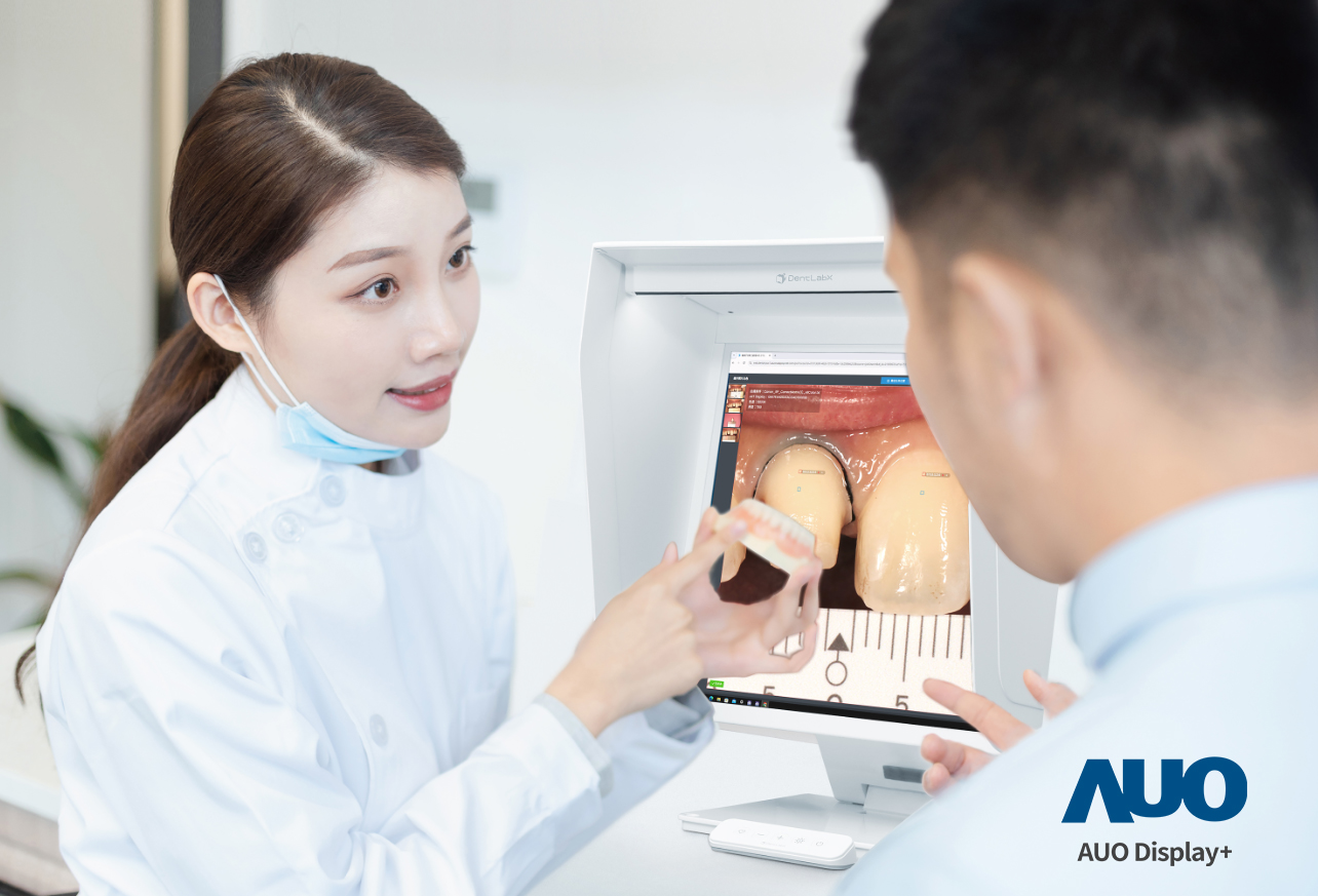 達擎積極投入牙科領域，瞄準牙技所數位轉型趨勢，與成軍滿周年的子公司原色口腔數位，展現智慧牙技整合方案的落地成果，加速推動牙科與假牙製作流程數位化