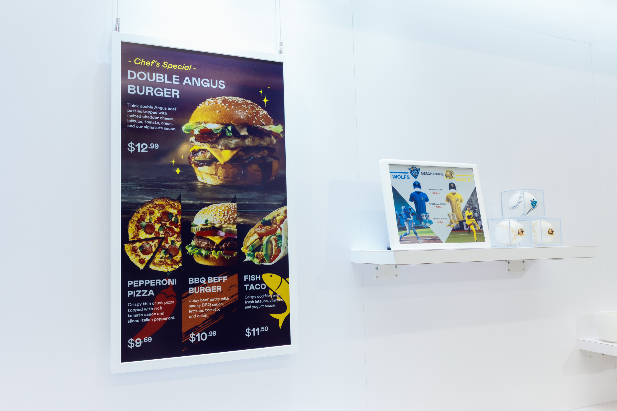 达擎开发的低功耗、全彩的aecoPost电子纸解决方案，仅在更新画面时需要微量的电力驱动，无需布建电线的便捷设计，使其可灵活应用、弹性选择置放处；可搭配aecoTag电子货架卷标解决方案，驱动商店内所有数字广告牌和电子货架卷标，以远程控制实现动态变价，提升门市人员作业效率，并以无纸化落实永续经营目标。